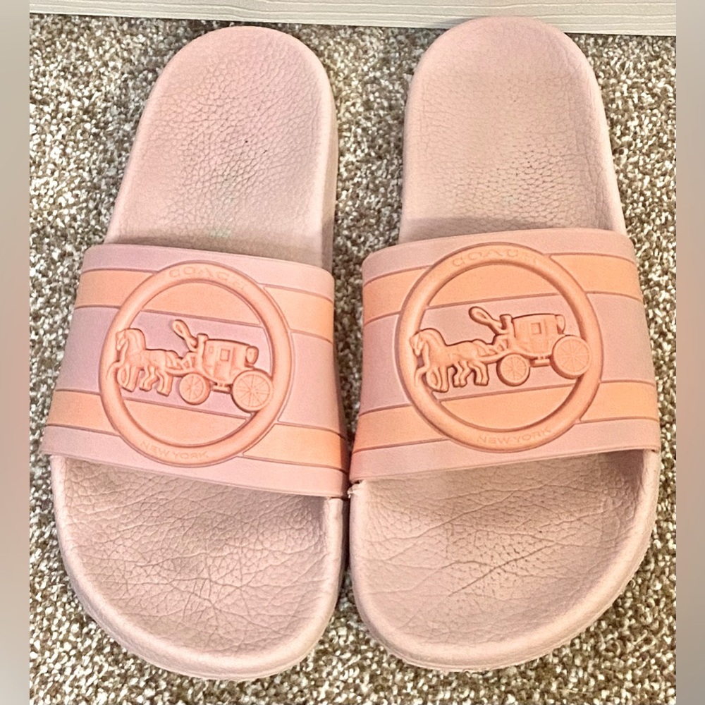 Coach ULI Sport Slide With Horse & Carriage Print Size 7B Blossom/Melon - Picture 1 of 6
